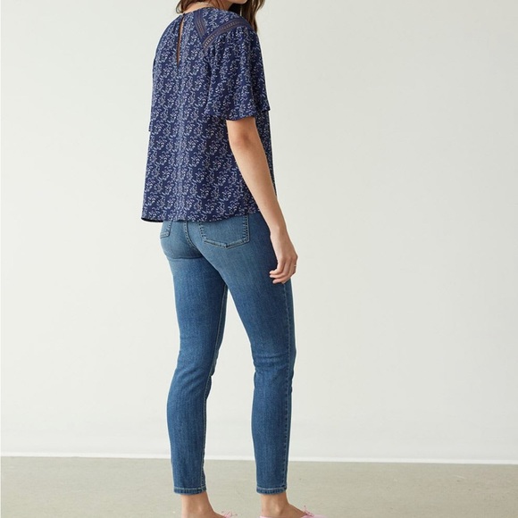 Reitmans Short-Sleeve Blouse - Picture 3 of 8